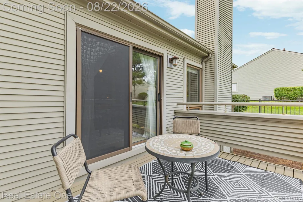732 Hamilton Court Rochester Hills City, MI 48307
