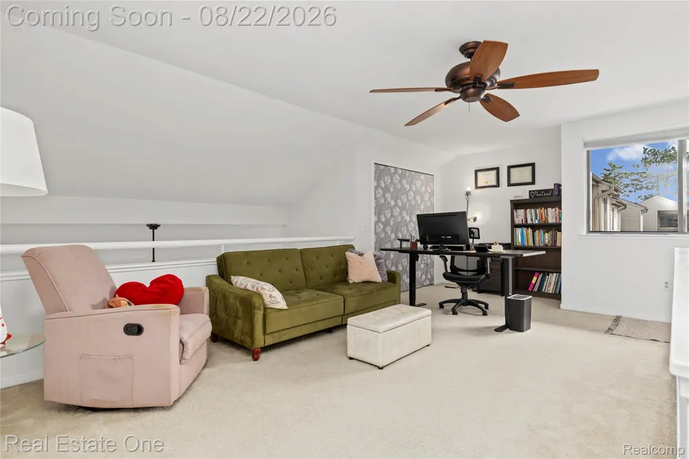 732 Hamilton Court Rochester Hills City, MI 48307