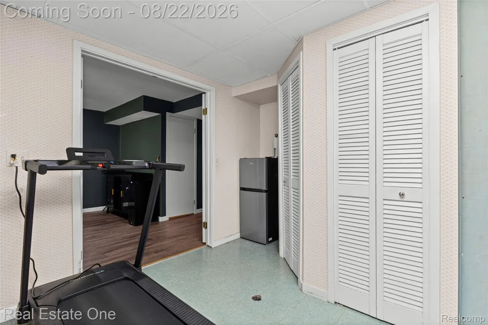 732 Hamilton Court Rochester Hills City, MI 48307