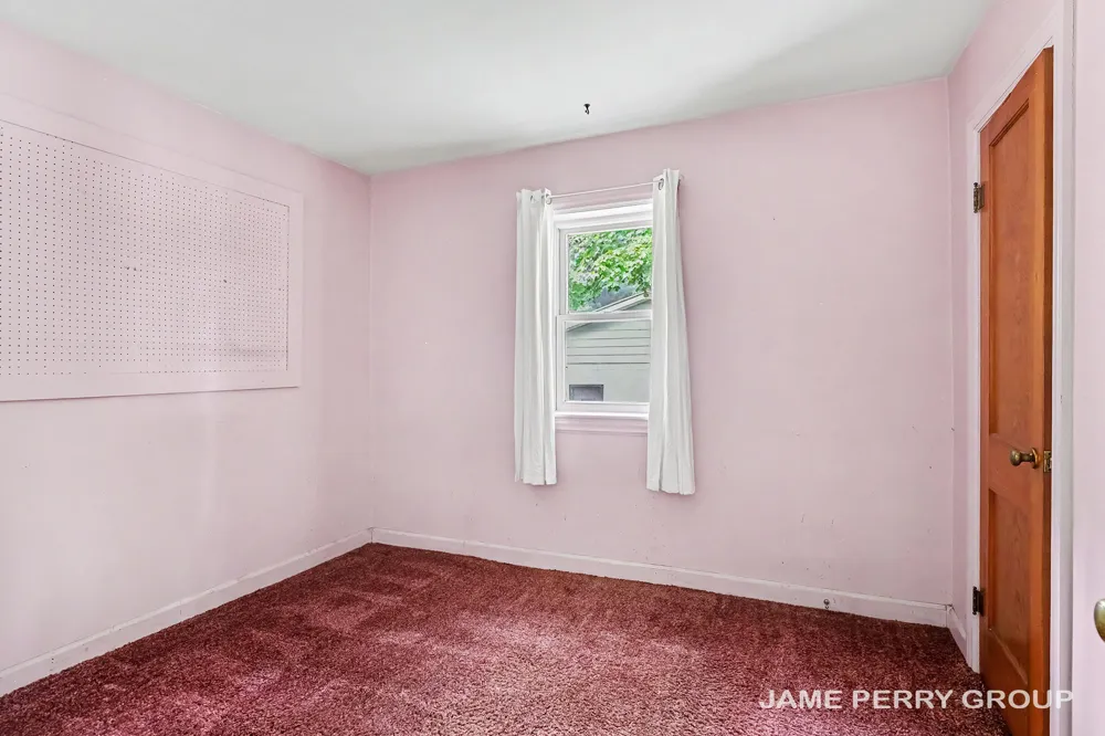 3505 S Sheridan Road Evergreen Township, MI 48884
