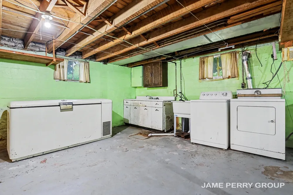 3505 S Sheridan Road Evergreen Township, MI 48884