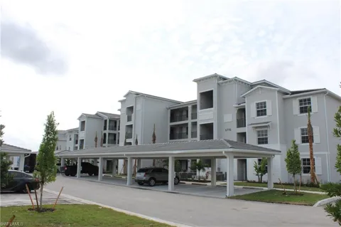 5651 DOUBLE EAGLE CIRCLE #4311