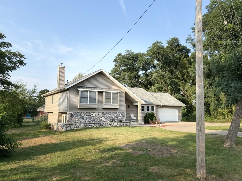 1055 Miller Street Plainwell, MI 49080