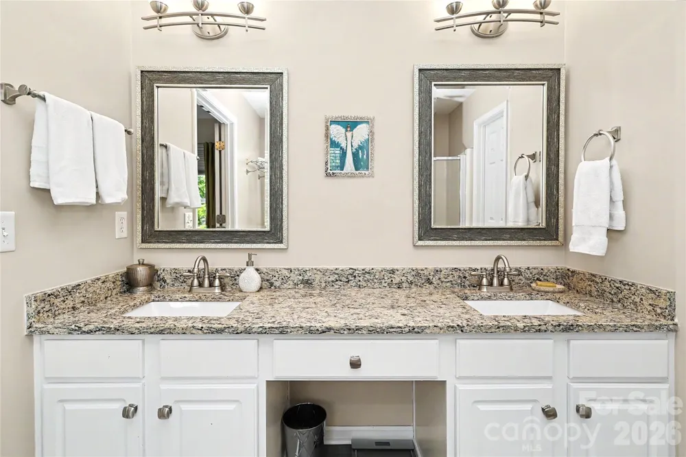 15117 Northsprings Drive Charlotte, NC 28277