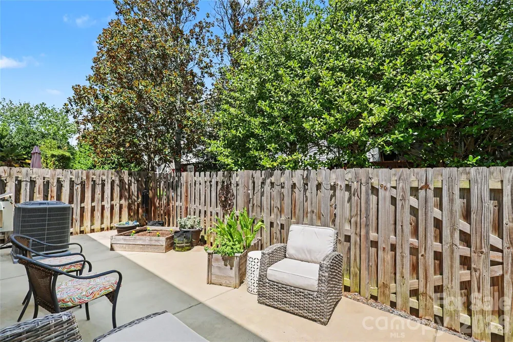 15117 Northsprings Drive Charlotte, NC 28277