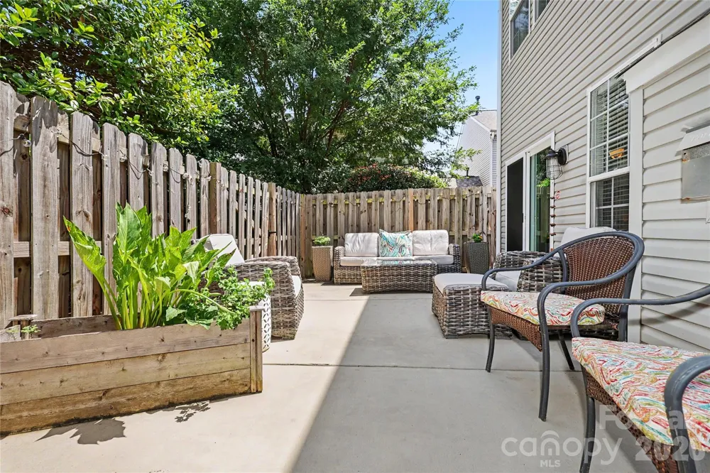 15117 Northsprings Drive Charlotte, NC 28277