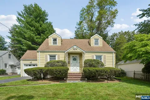 1050 Evergreen Court