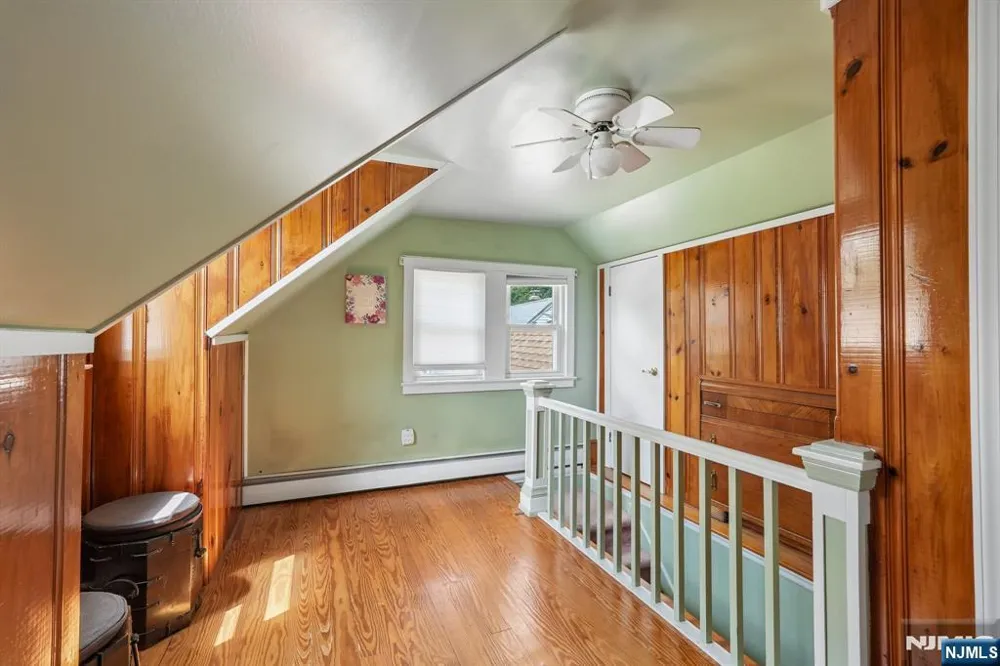1050 Evergreen Court New Milford, NJ 07646