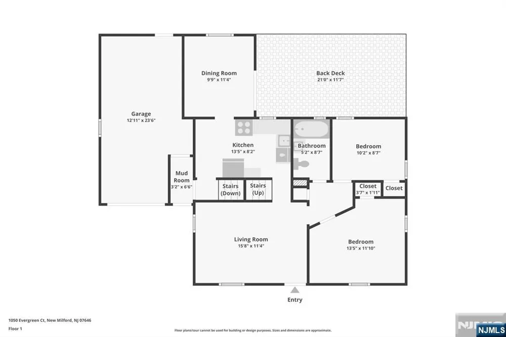 1050 Evergreen Court New Milford, NJ 07646