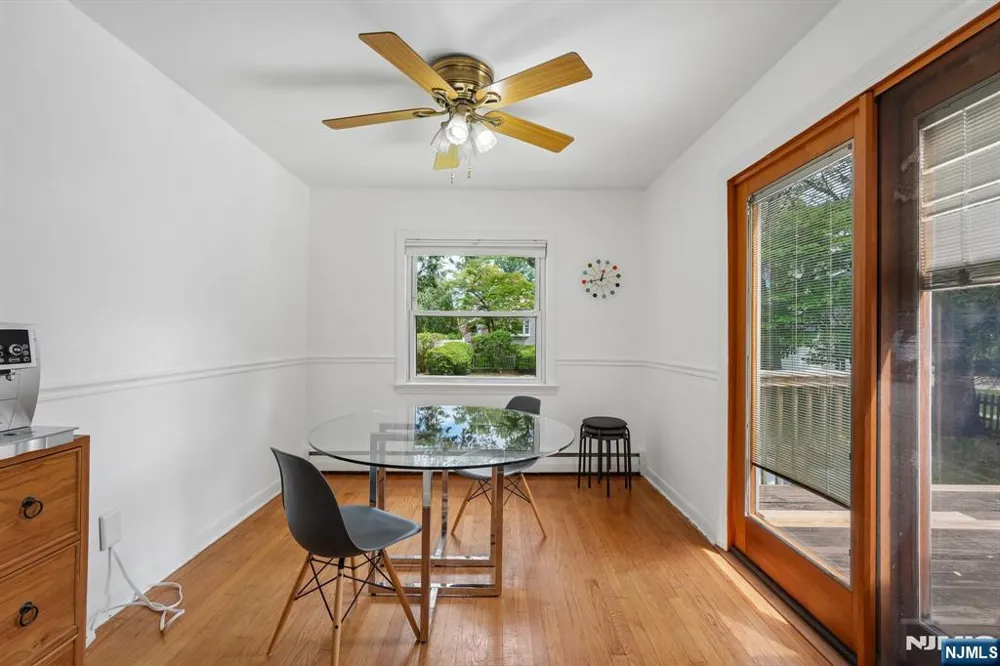 1050 Evergreen Court New Milford, NJ 07646