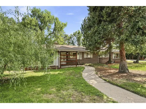 7990 Crest Drive