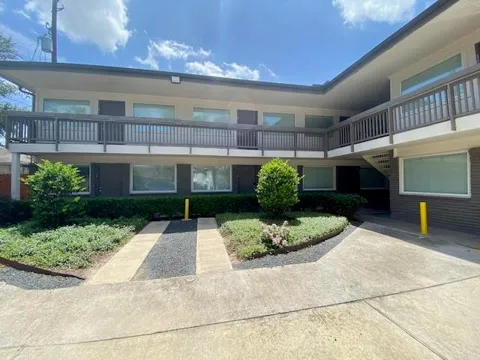 4701 Bell Street #6