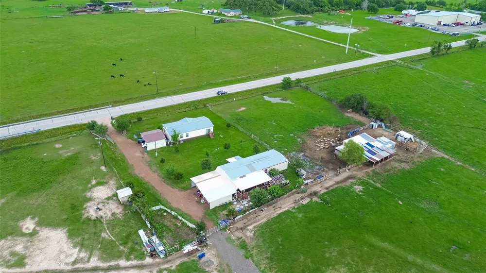 12893 Fm 1887 Road Hempstead, TX 77445
