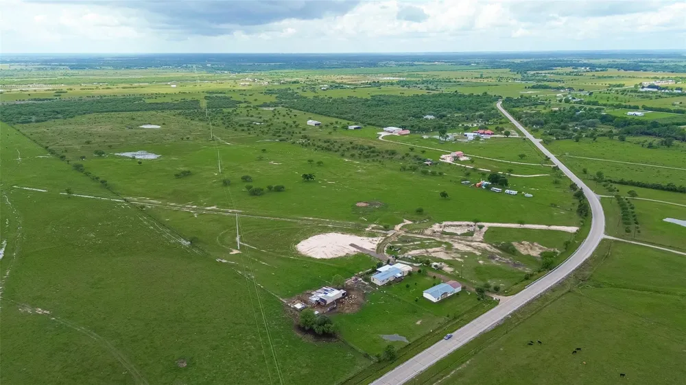 12893 Fm 1887 Road Hempstead, TX 77445