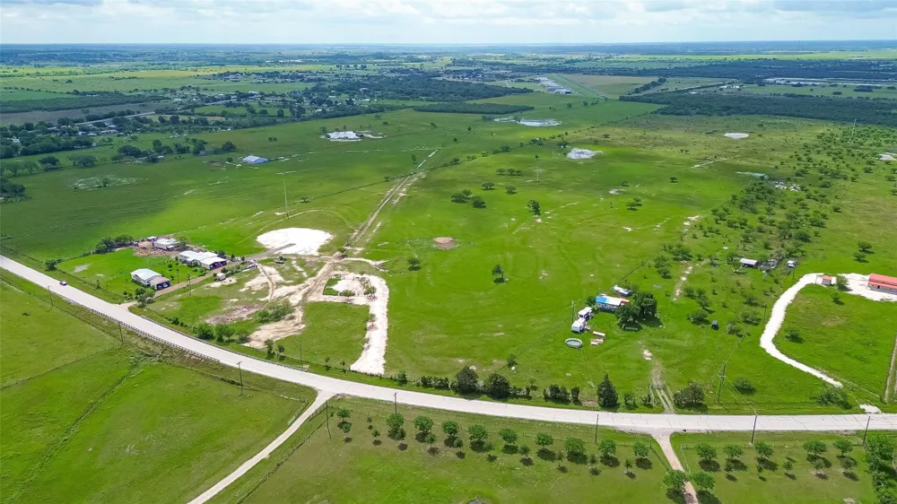 12893 Fm 1887 Road Hempstead, TX 77445