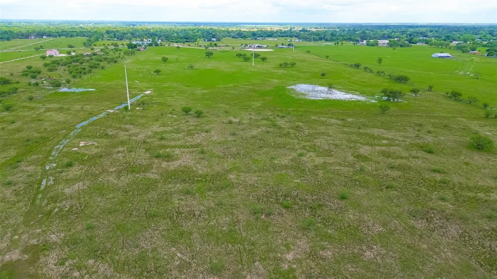 12893 Fm 1887 Road Hempstead, TX 77445
