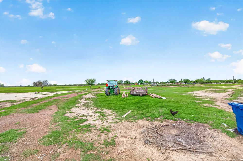 12893 Fm 1887 Road Hempstead, TX 77445
