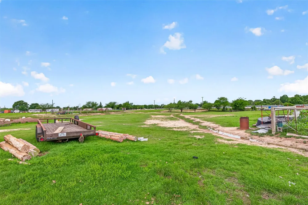 12893 Fm 1887 Road Hempstead, TX 77445