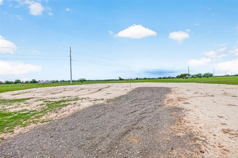 12893 Fm 1887 Road Hempstead, TX 77445