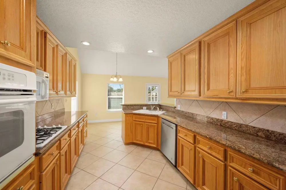 3212 Glastonbury Drive Pearland, TX 77581