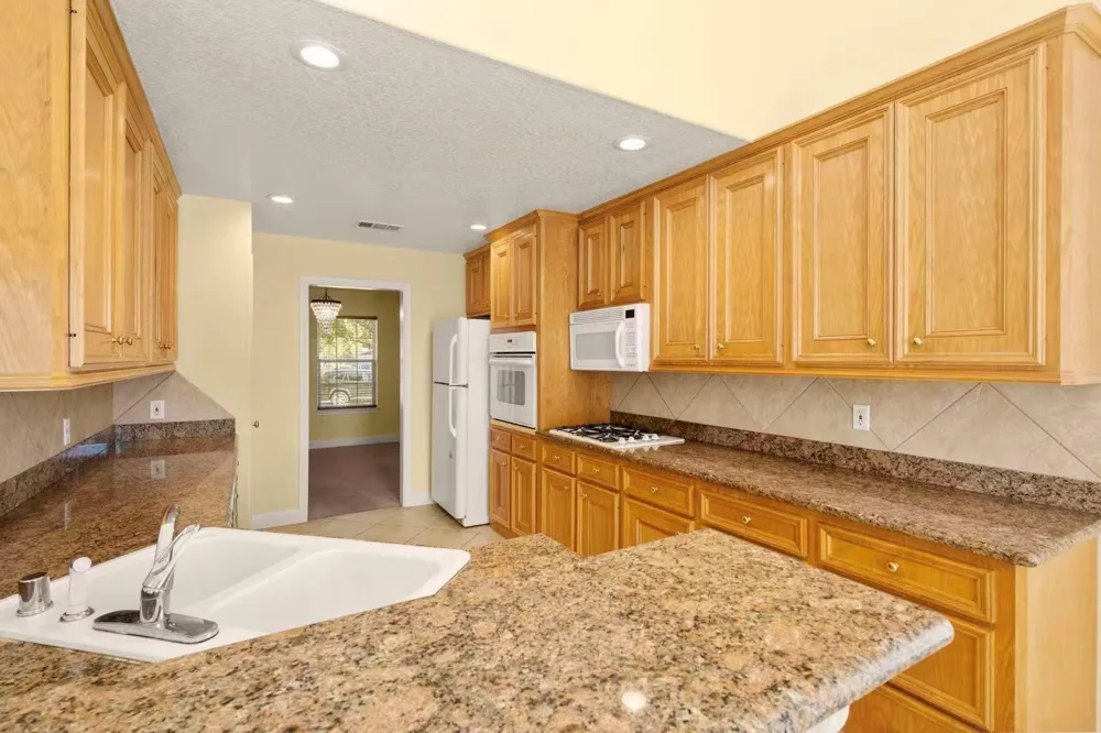 3212 Glastonbury Drive Pearland, TX 77581