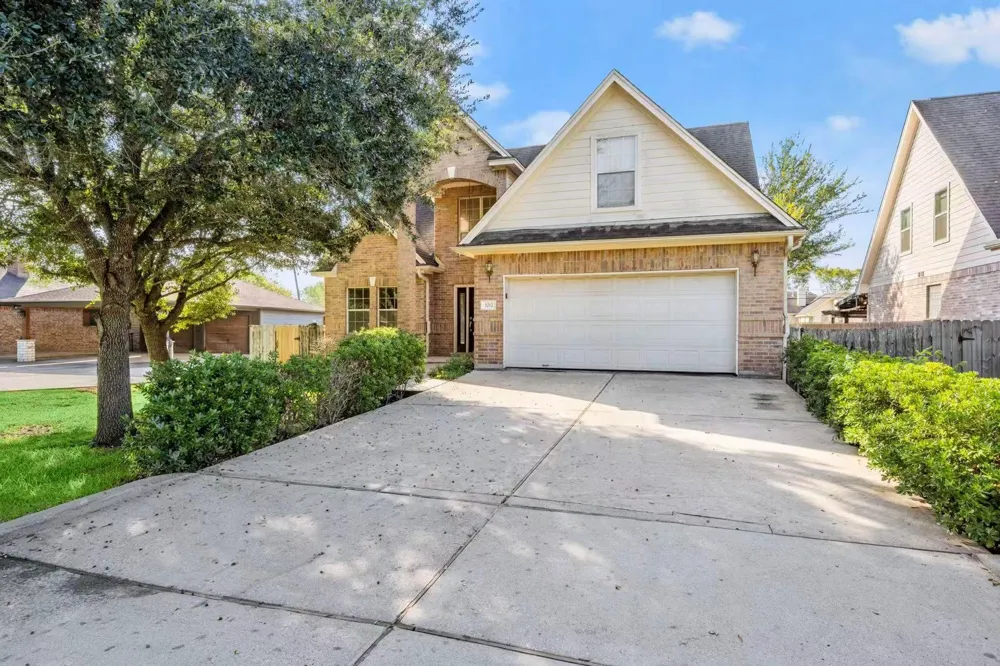 3212 Glastonbury Drive Pearland, TX 77581