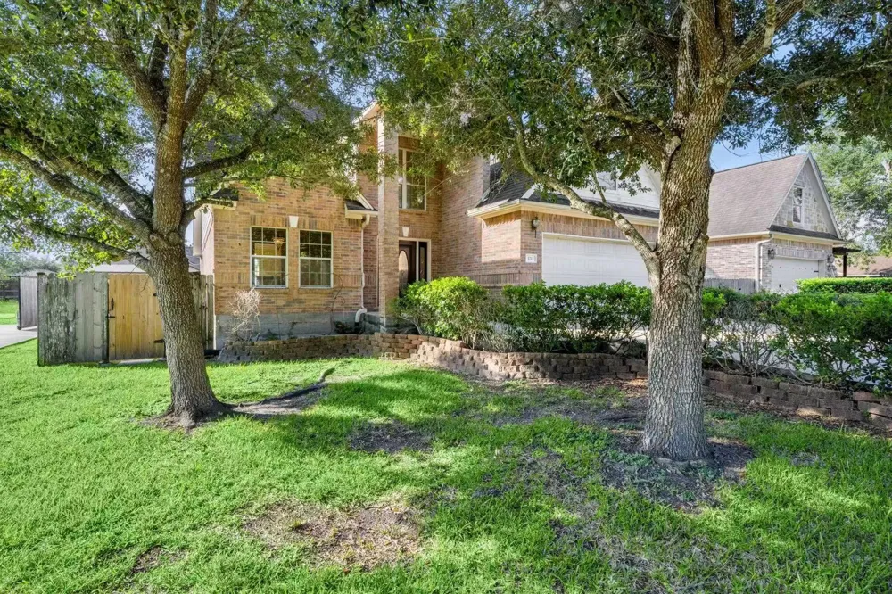 3212 Glastonbury Drive Pearland, TX 77581