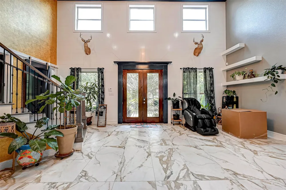 6121 County Road 225 Hungerford, TX 77448