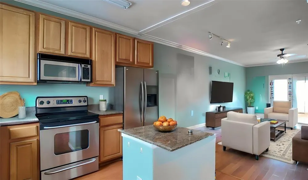 9200 Westheimer Road #604 Houston, TX 77063