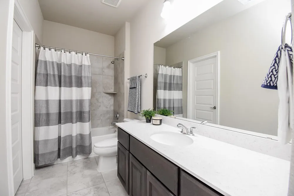 2106 Old Town Drive Missouri City, TX 77459