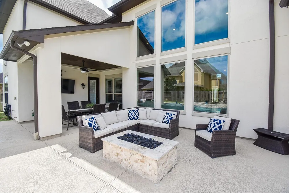 2106 Old Town Drive Missouri City, TX 77459