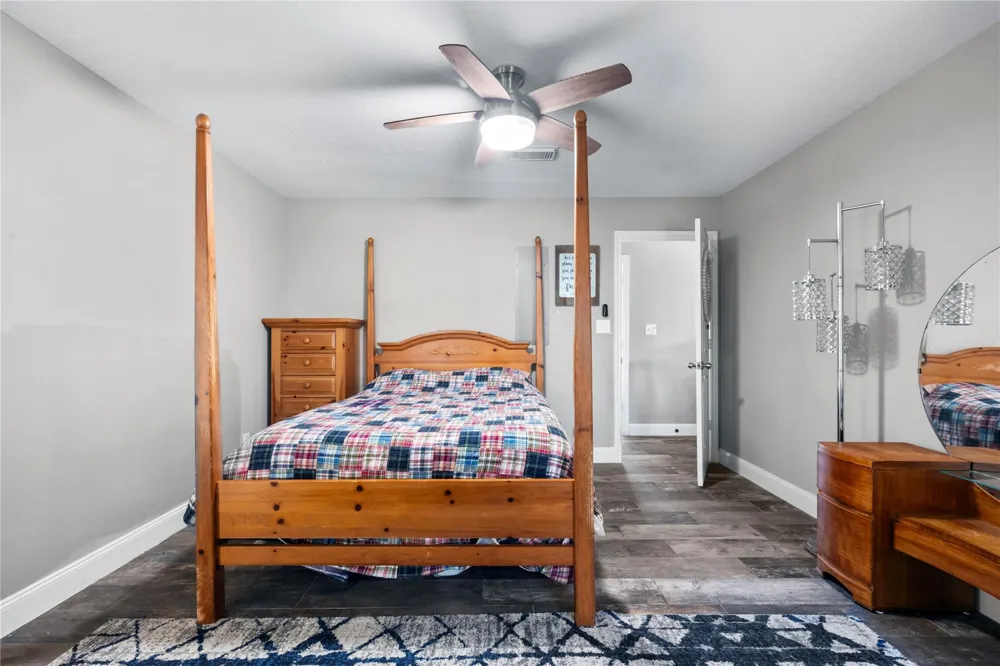 38973 Addie Gee Road Hempstead, TX 77445