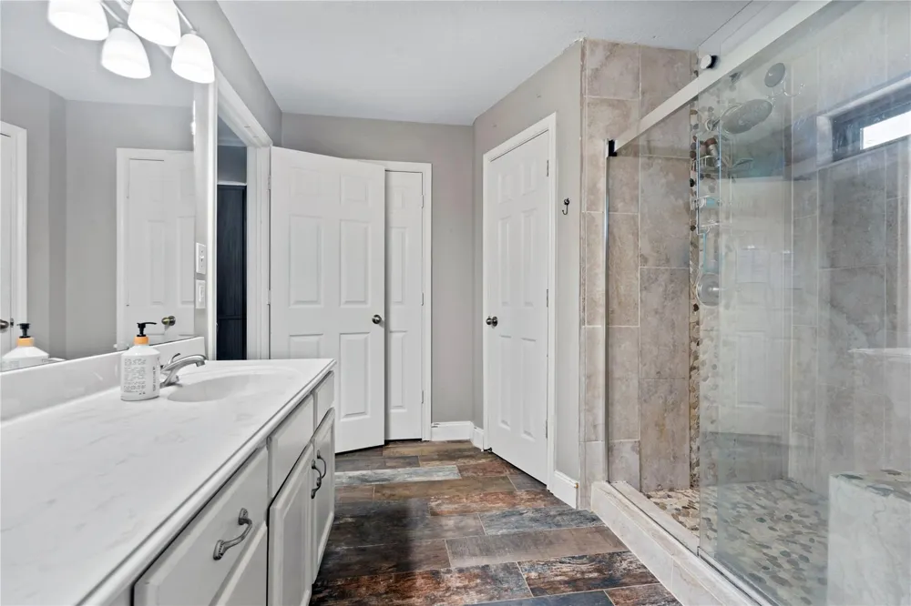 38973 Addie Gee Road Hempstead, TX 77445