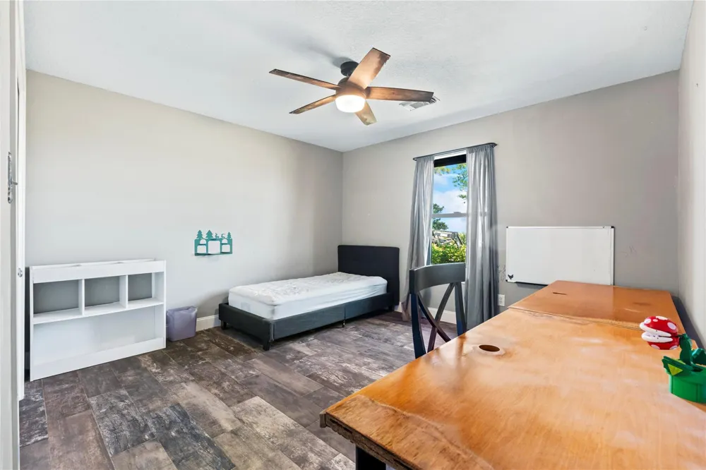 38973 Addie Gee Road Hempstead, TX 77445