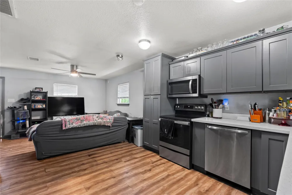 38973 Addie Gee Road Hempstead, TX 77445
