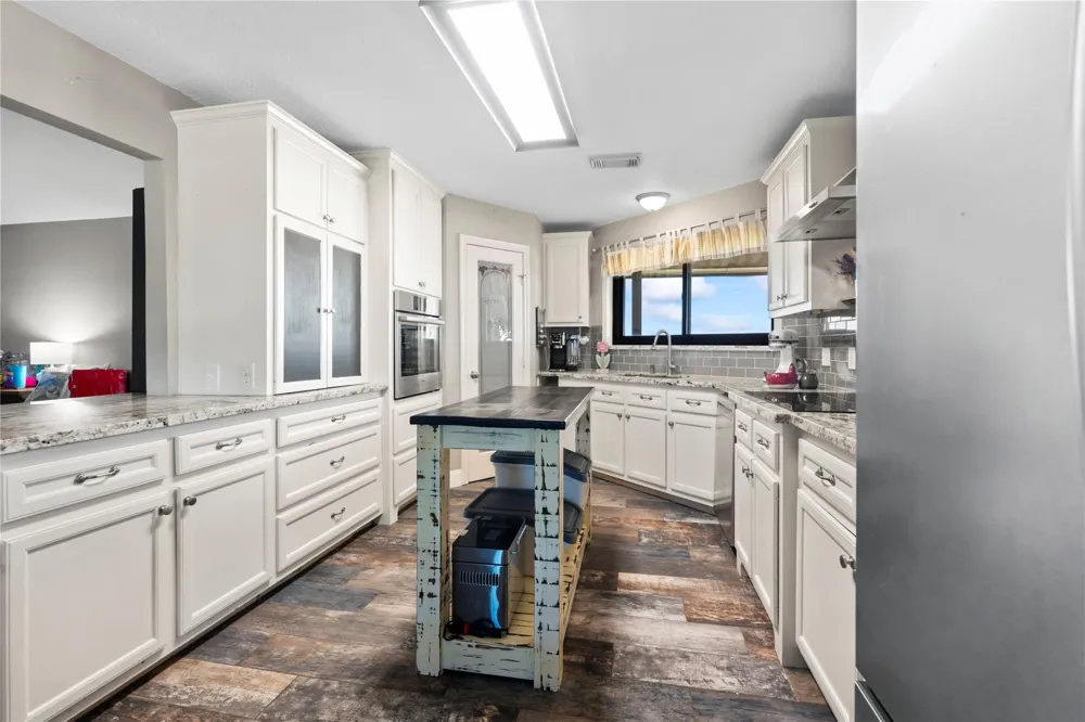 38973 Addie Gee Road Hempstead, TX 77445