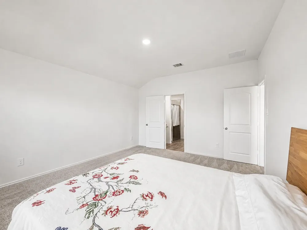 11936 Summer Oak Trail Willis, TX 77318