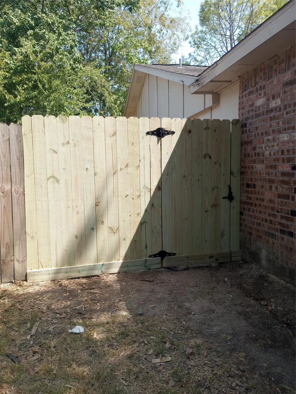 8002 Knightwood Forest Drive Houston, TX 77088