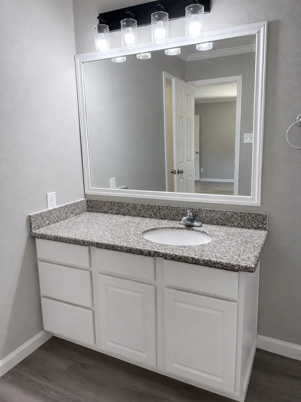 705 Collins Street Dayton, TX 77535