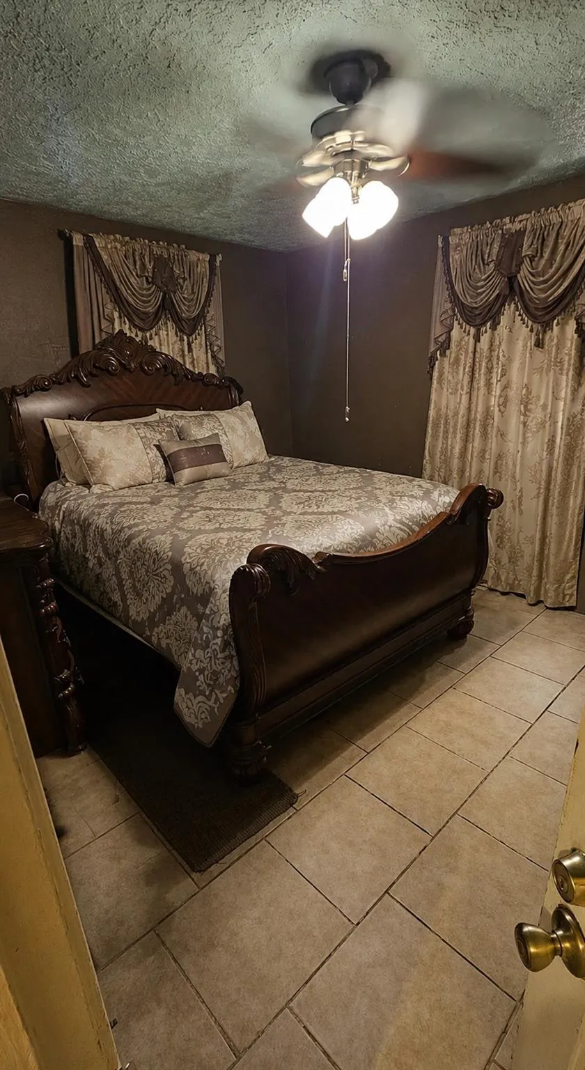 16005 Old Richmond Road Sugar Land, TX 77498