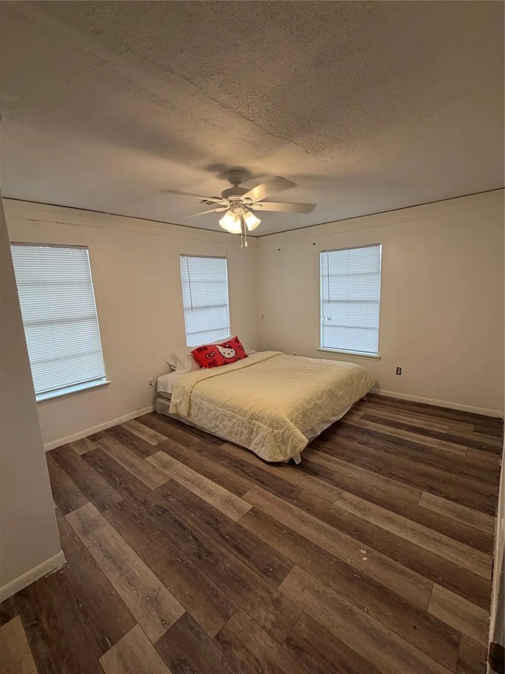 16005 Old Richmond Road Sugar Land, TX 77498