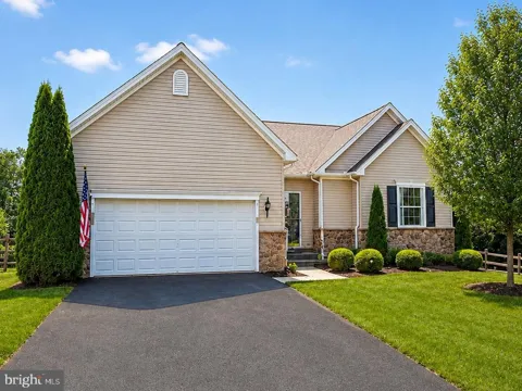 176 SPLIT ROCK DRIVE
