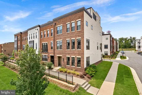 22168 PENELOPE HEIGHTS TERRACE