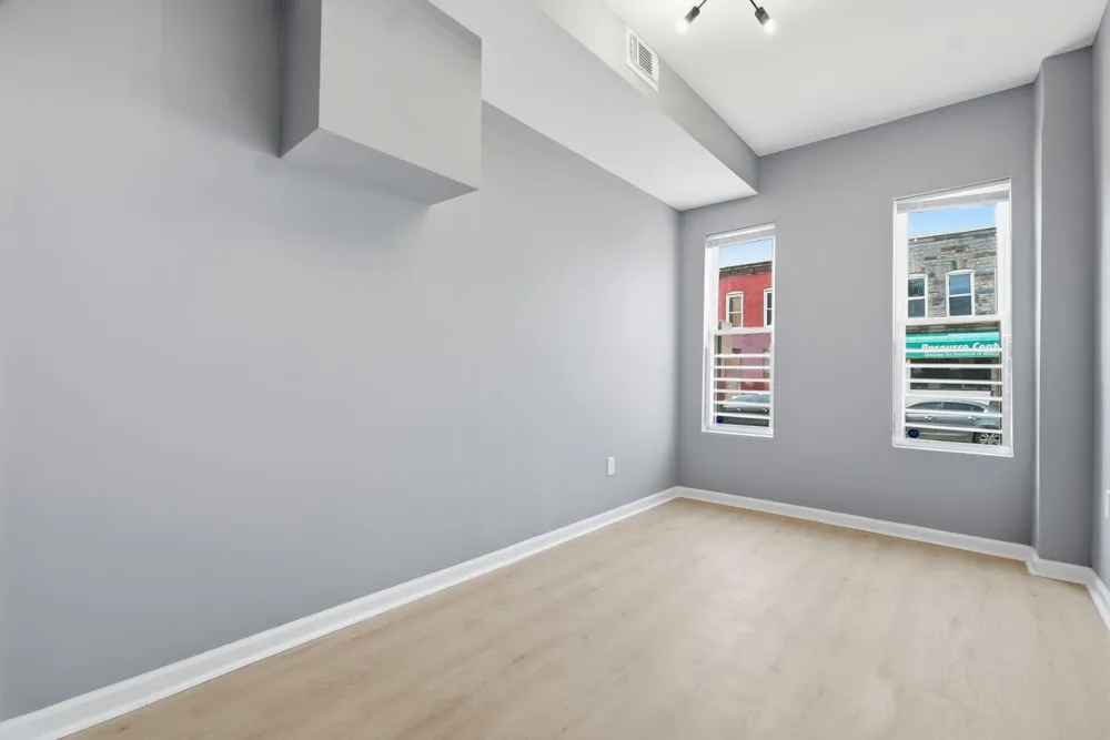 527 S SMALLWOOD STREET Baltimore, MD 21223