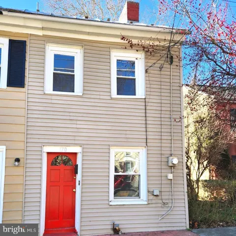 170 E NORTH STREET