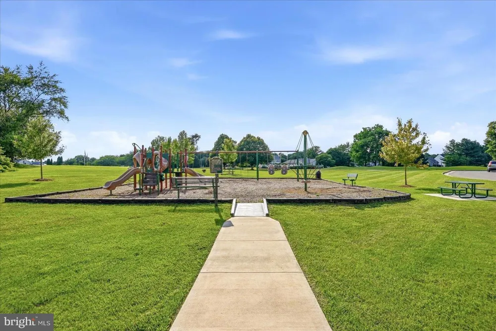 10 STANDISH COURT Charles Town, WV 25414