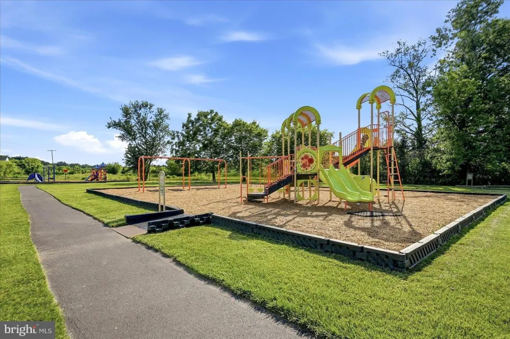 10 STANDISH COURT Charles Town, WV 25414