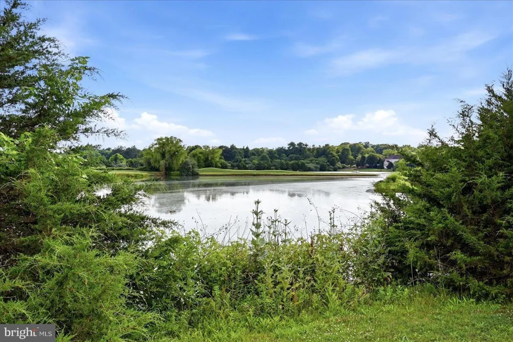 10 STANDISH COURT Charles Town, WV 25414