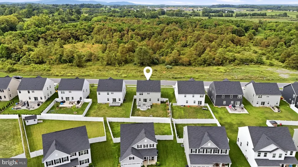 209 PULLMAN WAY Martinsburg, WV 25403