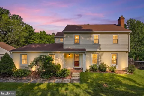 26135 VIEWLAND DRIVE
